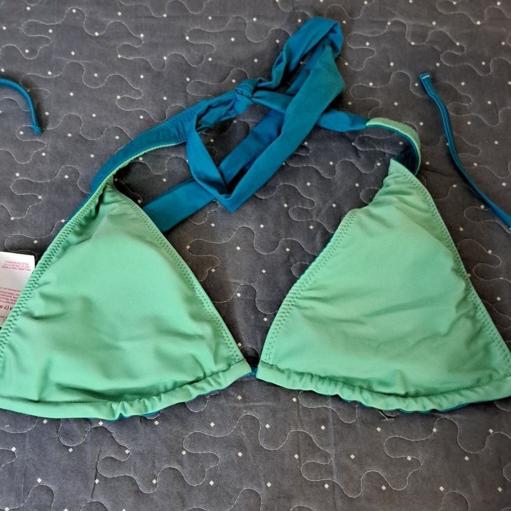 No Boundaries reversible triangle swim top NWT - Picture 2 of 5